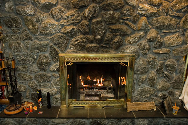 Fireplaces with Gas Logs