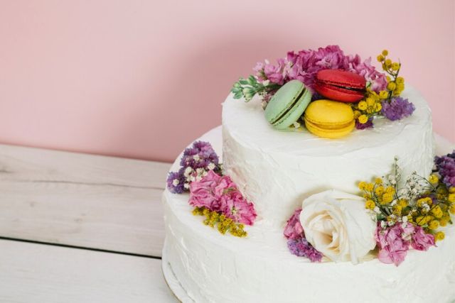 Edible Flowers Cake