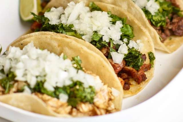 Slow Cooker Barbacoa Tacos