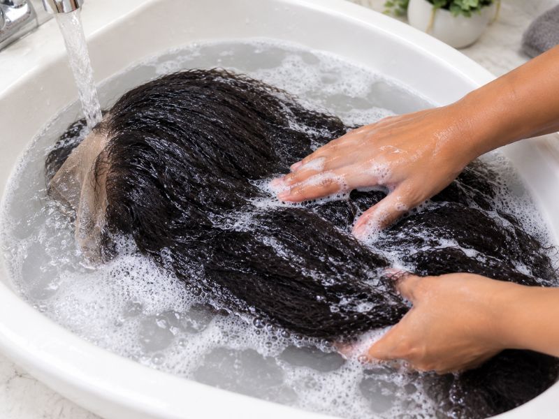 wash the kinky straight lace wig